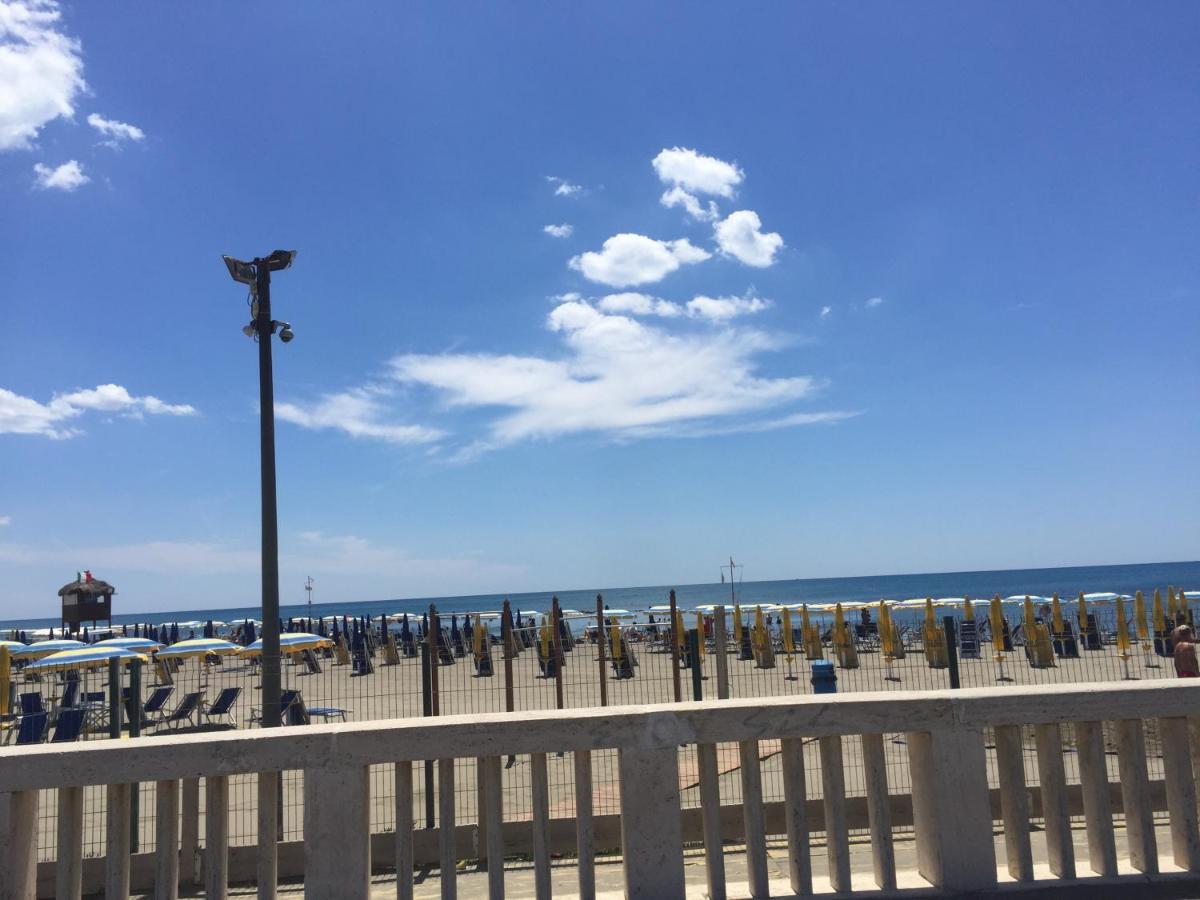 Domus Lido Villa Lido di Ostia Kültér fotó